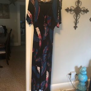Feather floral maxi dress size S